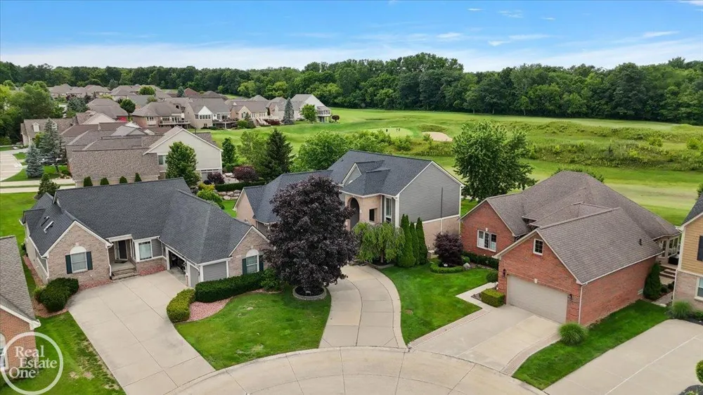 59807 Glacier Ridge N. Drive Washington Township, MI 48094
