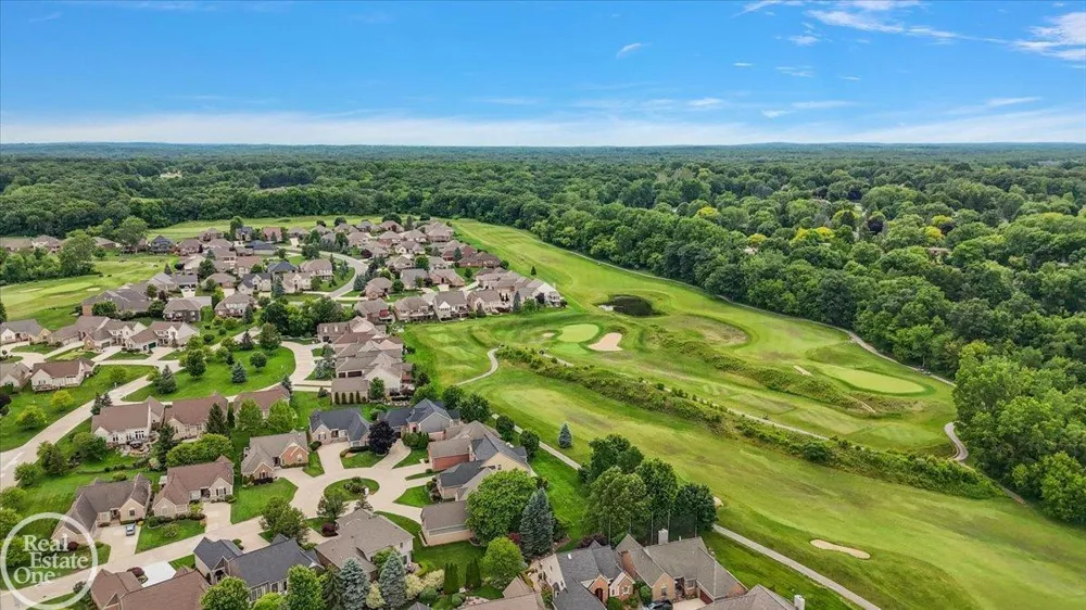 59807 Glacier Ridge N. Drive Washington Township, MI 48094