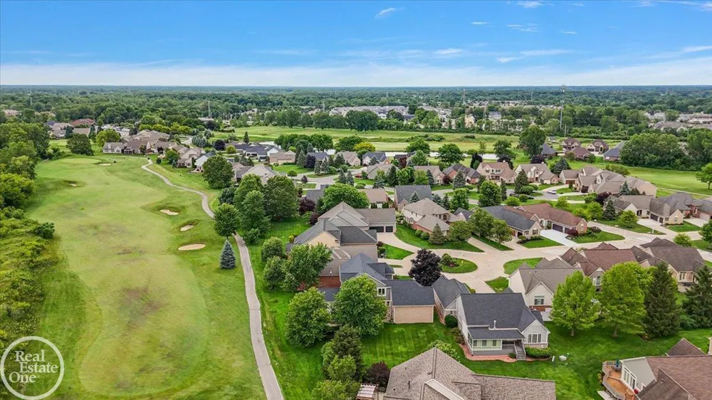 59807 Glacier Ridge N. Drive Washington Township, MI 48094