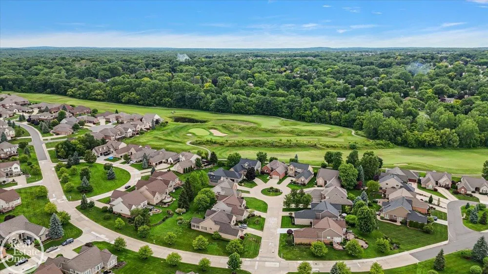 59807 Glacier Ridge N. Drive Washington Township, MI 48094
