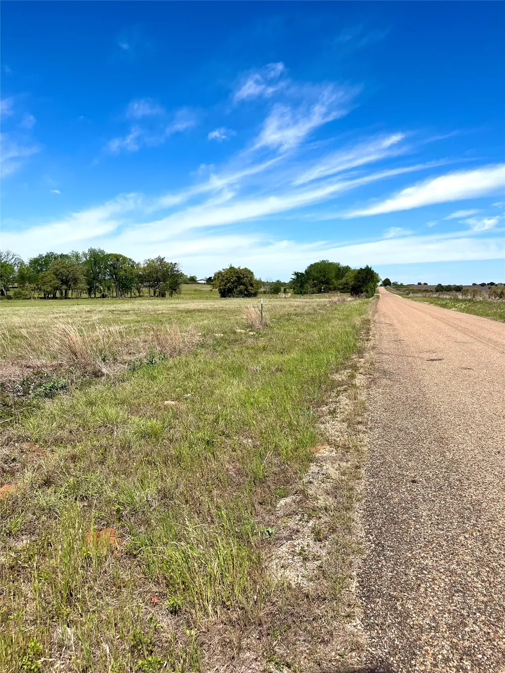2654 County Road 329 Lincoln, TX 78948
