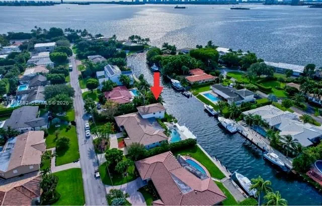 1400 NE 103rd St Miami Shores, FL 33138