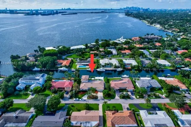 1400 NE 103rd St Miami Shores, FL 33138