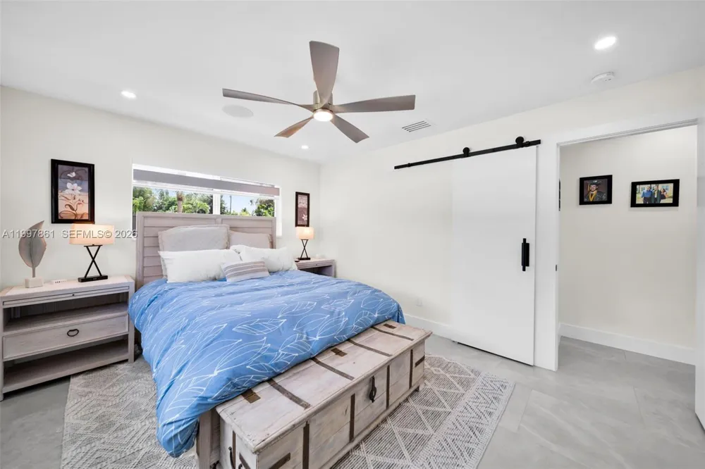 1574 Ricardo Fort Myers, FL 33901