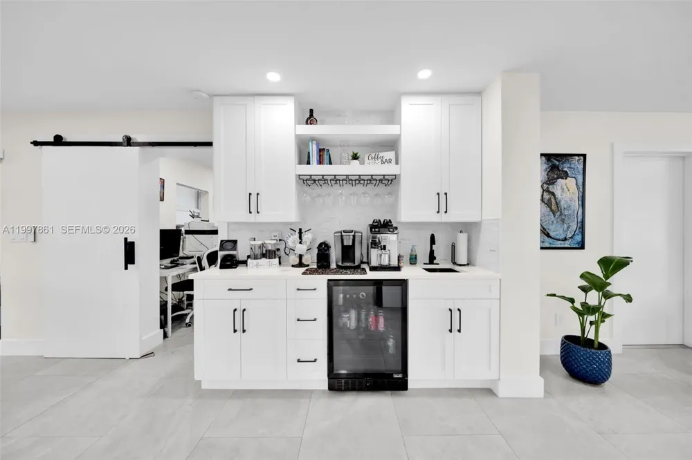 1574 Ricardo Fort Myers, FL 33901