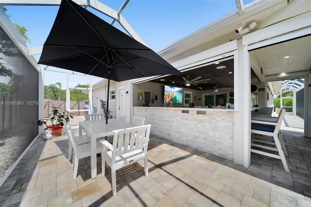 1574 Ricardo Fort Myers, FL 33901