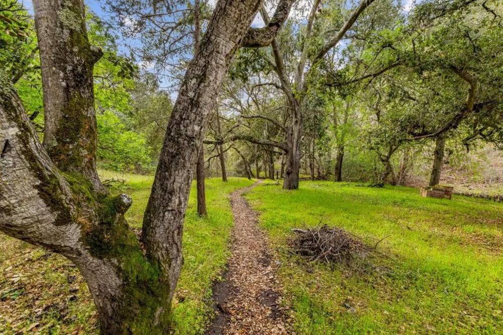 28750 Underwood Road Salinas, CA 93908