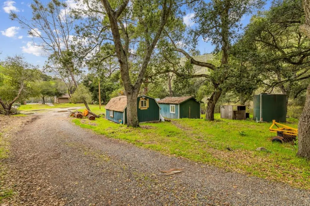 28750 Underwood Road Salinas, CA 93908