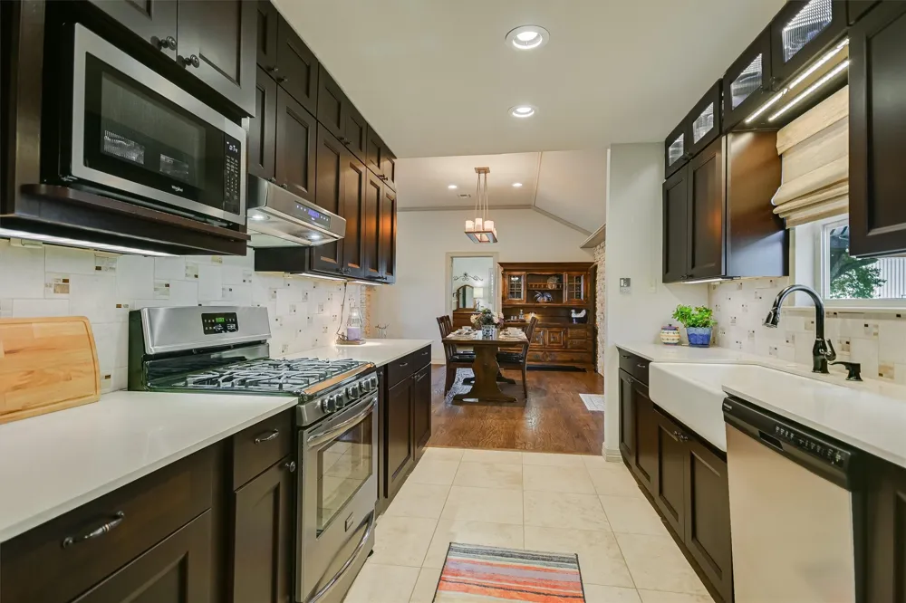 1700 Plum Lane Brenham, TX 77833