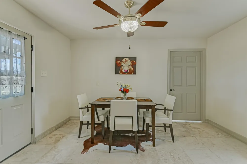 1700 Plum Lane Brenham, TX 77833