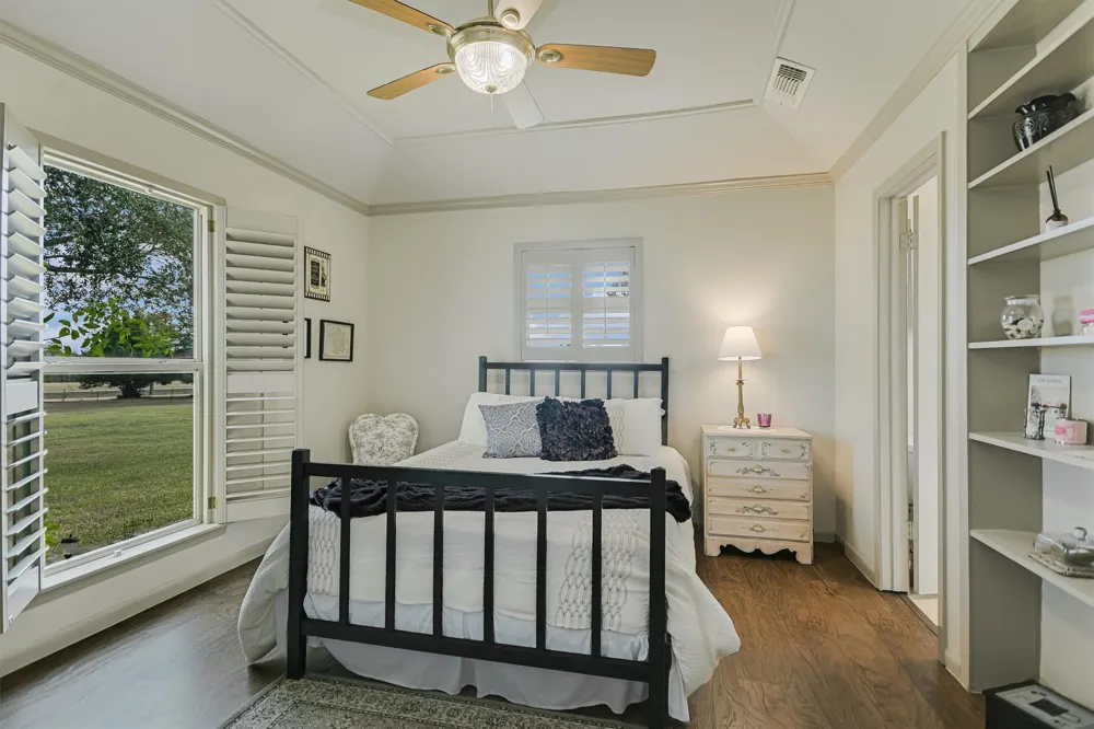 1700 Plum Lane Brenham, TX 77833