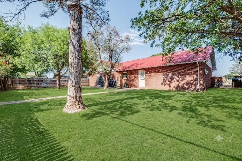 412 Sunset Drive Hereford, TX 79045