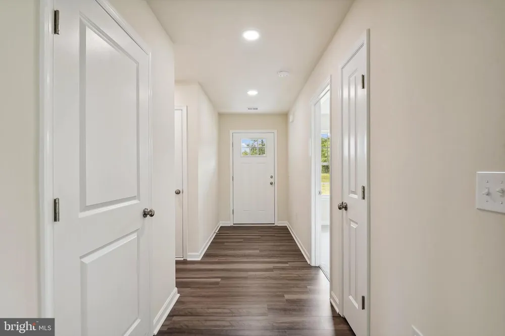 3809 CHESTNUT GROVE ROAD Keedysville, MD 21756