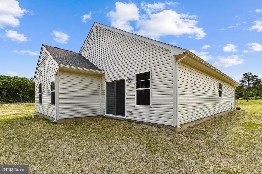 3809 CHESTNUT GROVE ROAD Keedysville, MD 21756