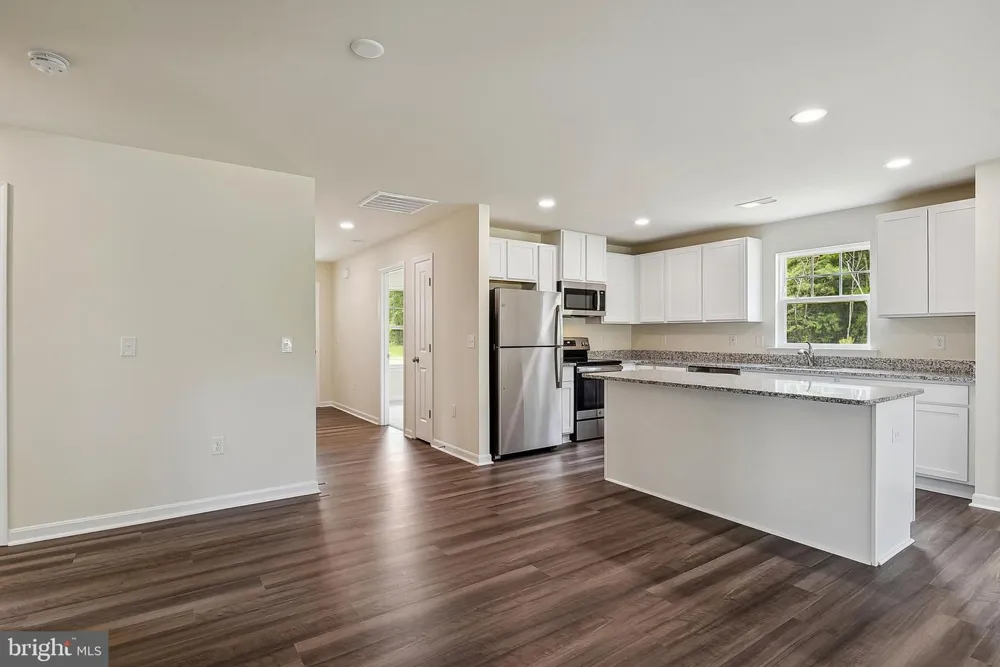 3809 CHESTNUT GROVE ROAD Keedysville, MD 21756