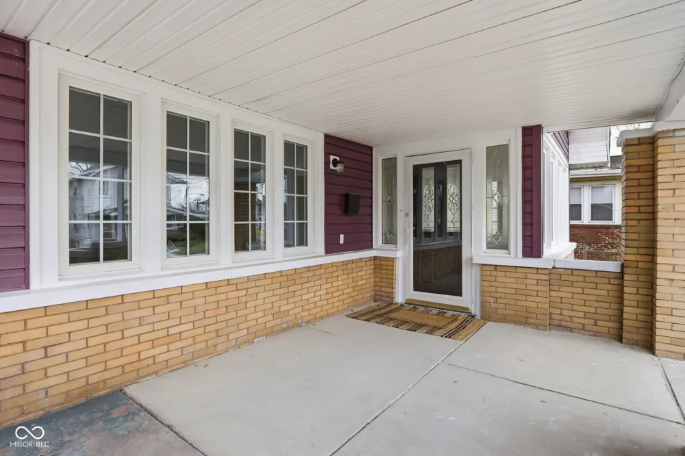 3825 Carrollton Avenue Indianapolis, IN 46205