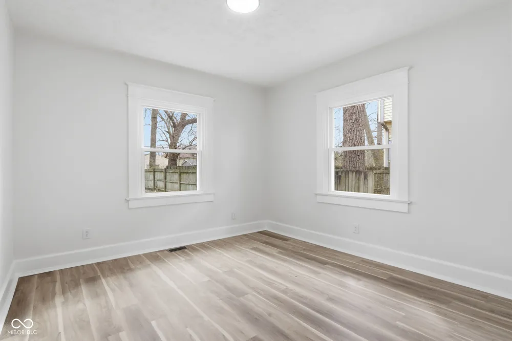 3825 Carrollton Avenue Indianapolis, IN 46205