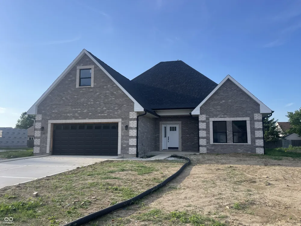 2540 Chrystal Woods Drive Kokomo, IN 46901