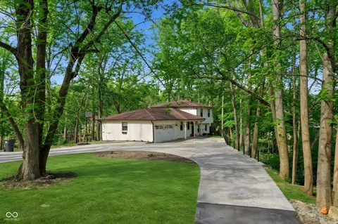 7476 S Susan Lane