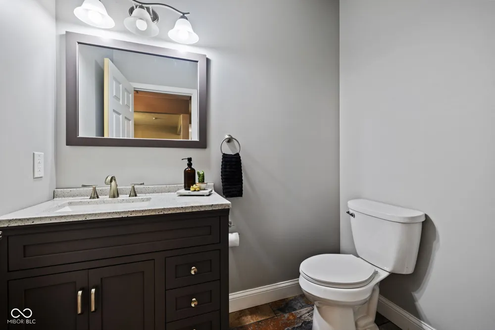 8130 E Lake Shore Drive Rockville, IN 47872