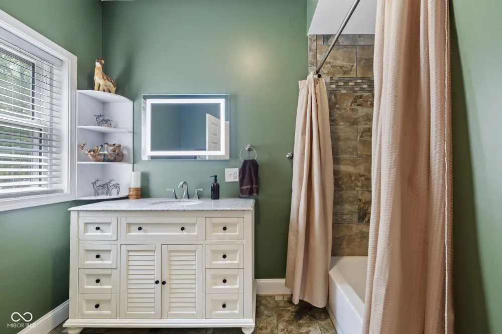 8130 E Lake Shore Drive Rockville, IN 47872