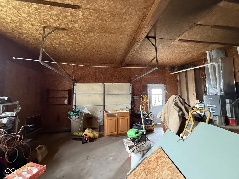 10074 400 W Carthage, IN 46115
