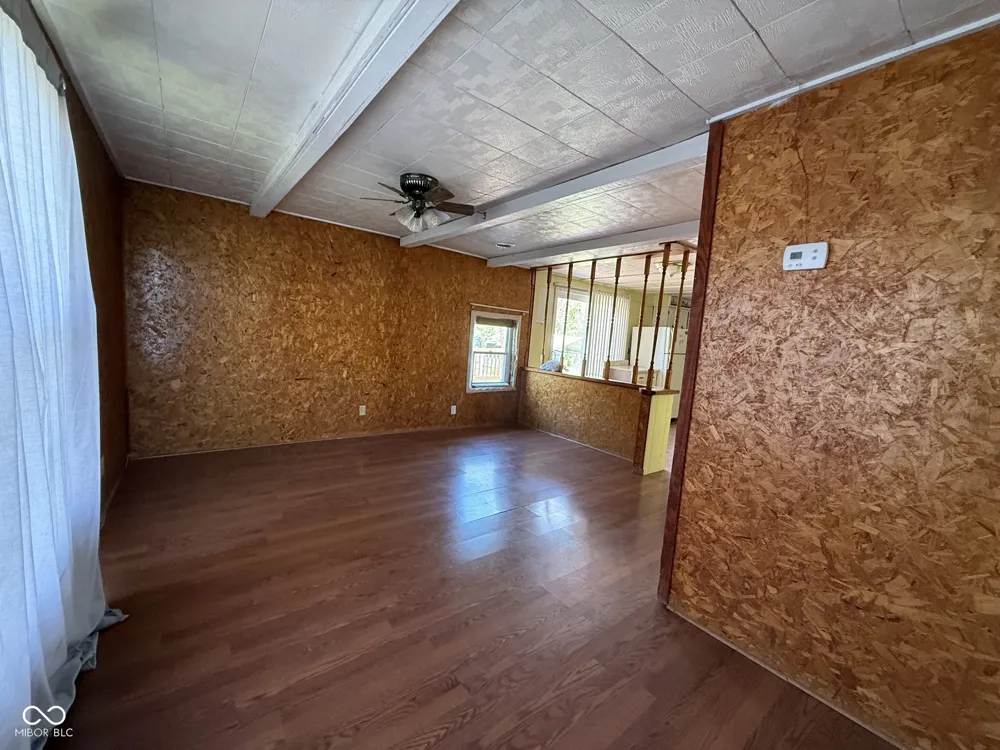 10074 400 W Carthage, IN 46115