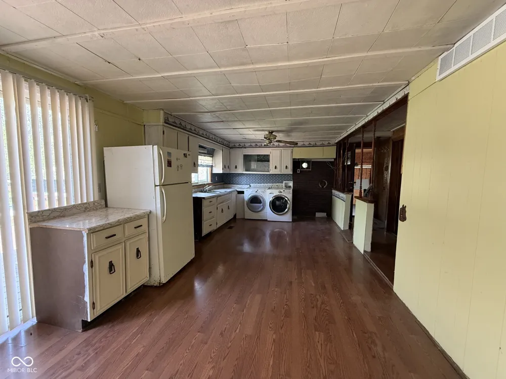 10074 400 W Carthage, IN 46115