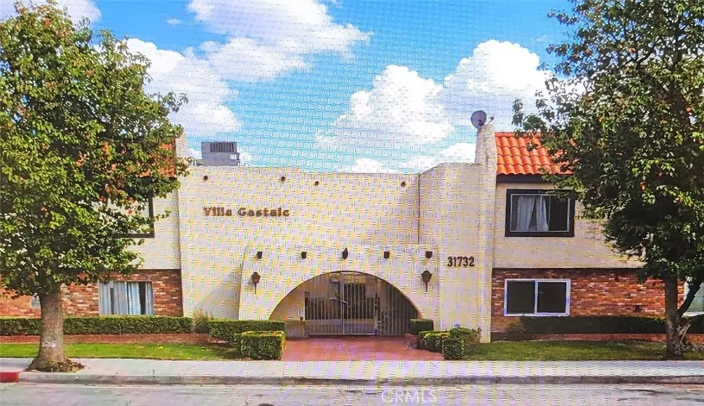 31732 Ridge Route #211 Castaic, CA 91384