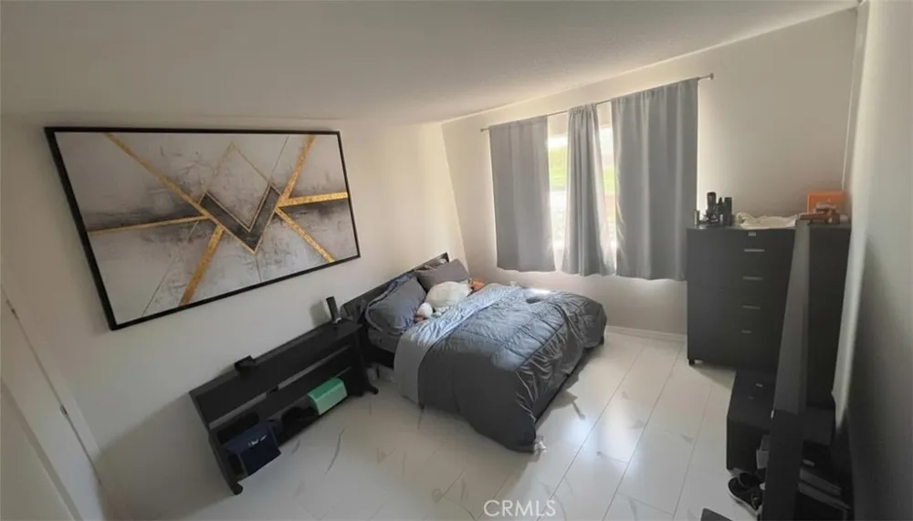 31732 Ridge Route #211 Castaic, CA 91384