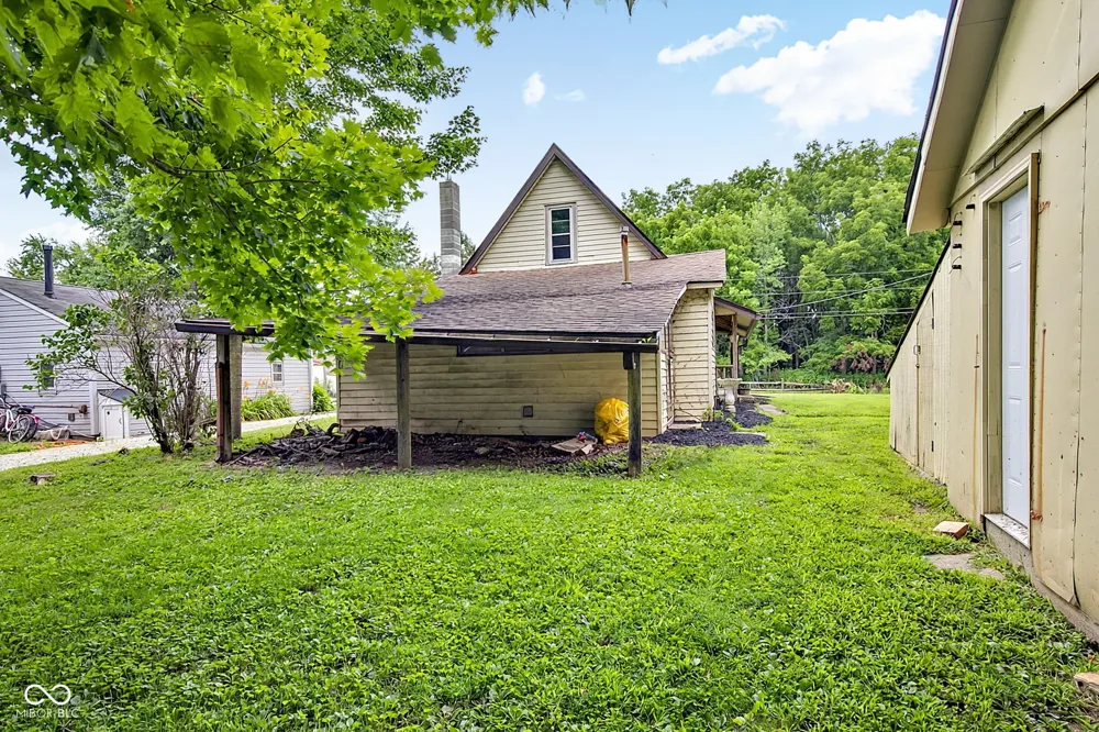 9771 County Road 200 E Pittsboro, IN 46167