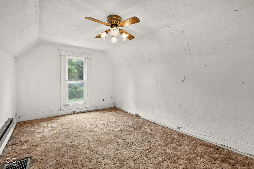 9771 County Road 200 E Pittsboro, IN 46167