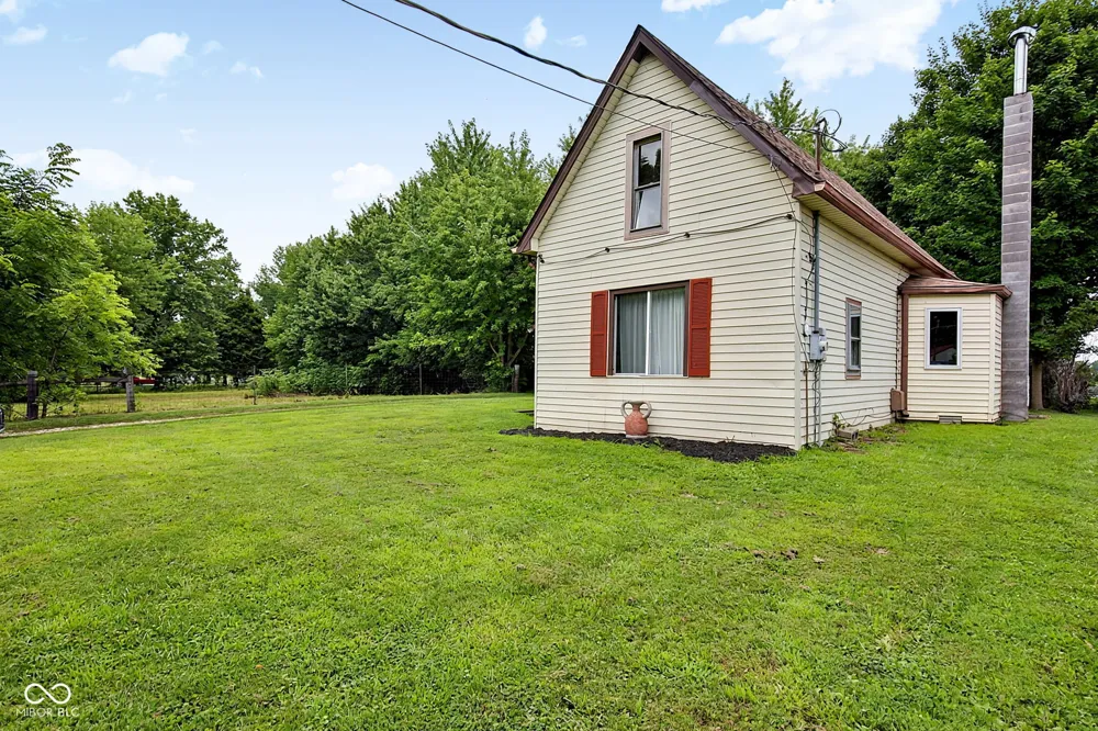 9771 County Road 200 E Pittsboro, IN 46167