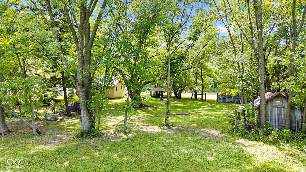 9771 County Road 200 E Pittsboro, IN 46167