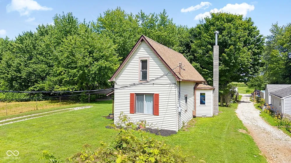 9771 County Road 200 E Pittsboro, IN 46167
