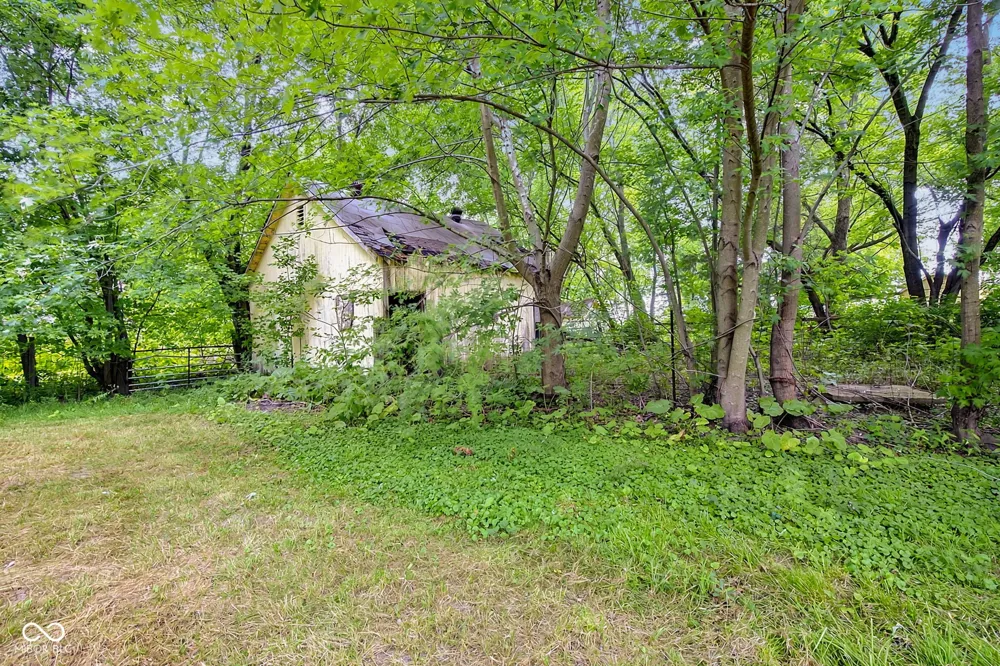 9771 County Road 200 E Pittsboro, IN 46167