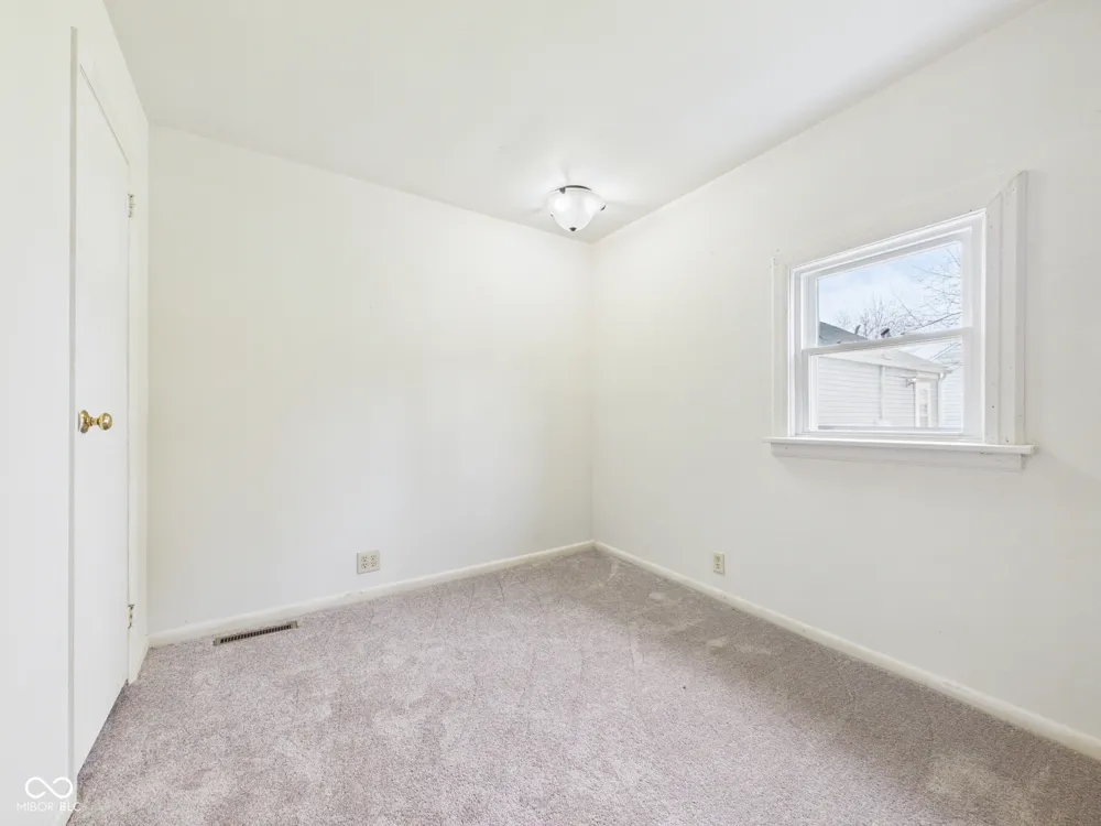 2016 S Shipley Street Muncie, IN 47302