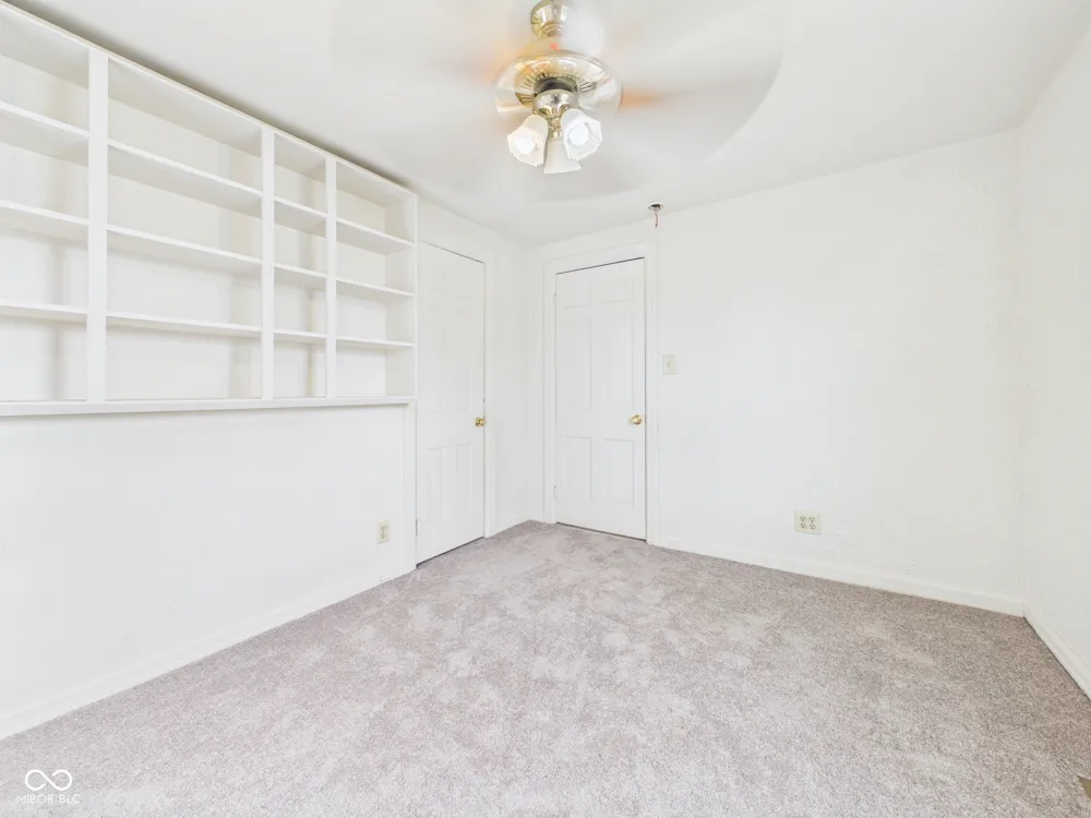 2016 S Shipley Street Muncie, IN 47302