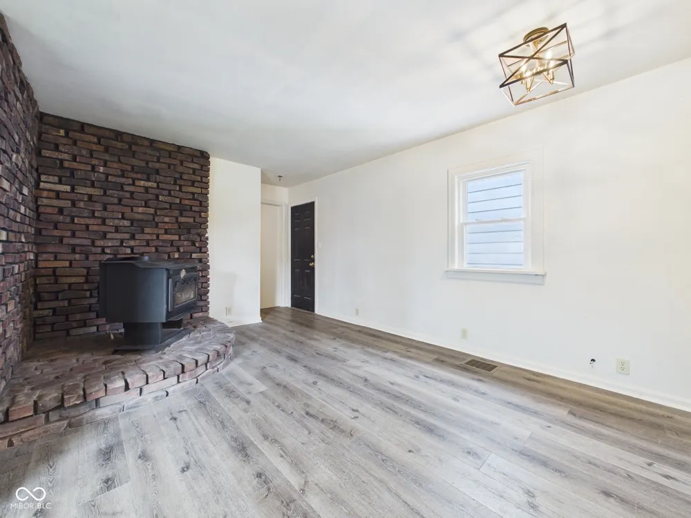 2016 S Shipley Street Muncie, IN 47302