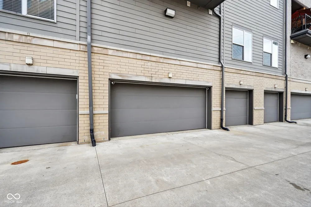 110 E North Street Indianapolis, IN 46204