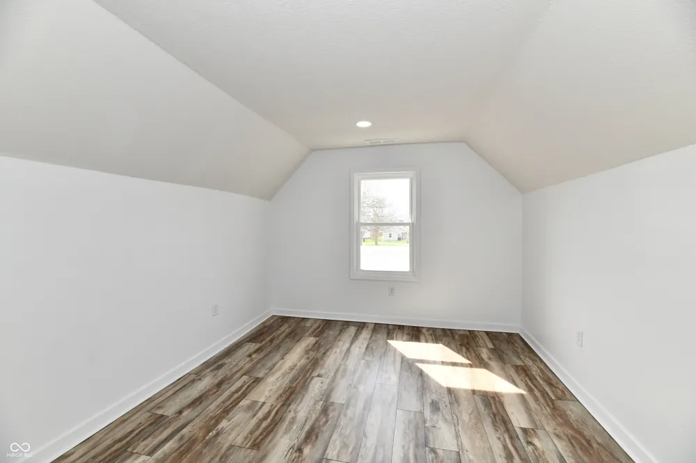 1926 Main Street Elwood, IN 46036