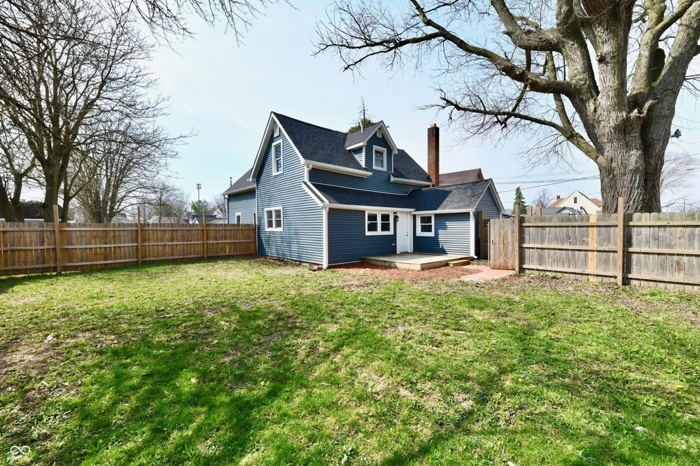 1926 Main Street Elwood, IN 46036