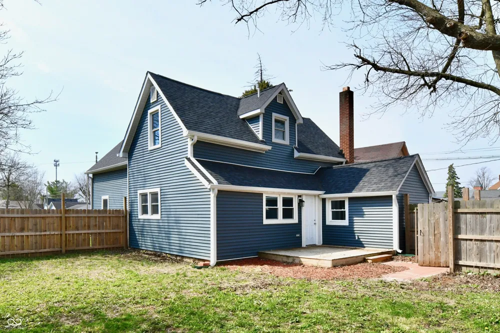 1926 Main Street Elwood, IN 46036