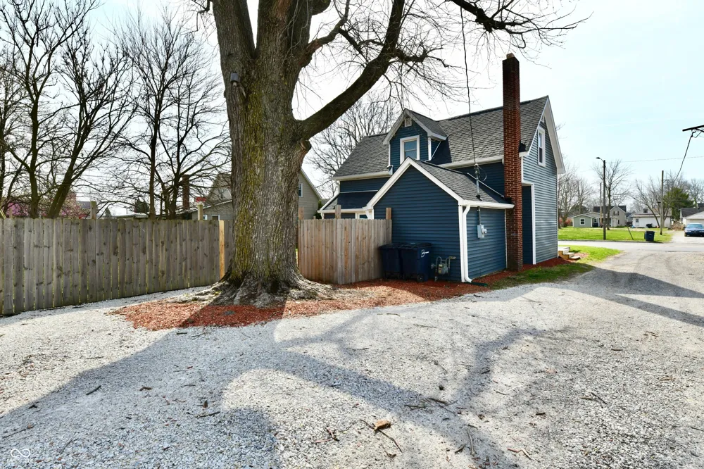 1926 Main Street Elwood, IN 46036