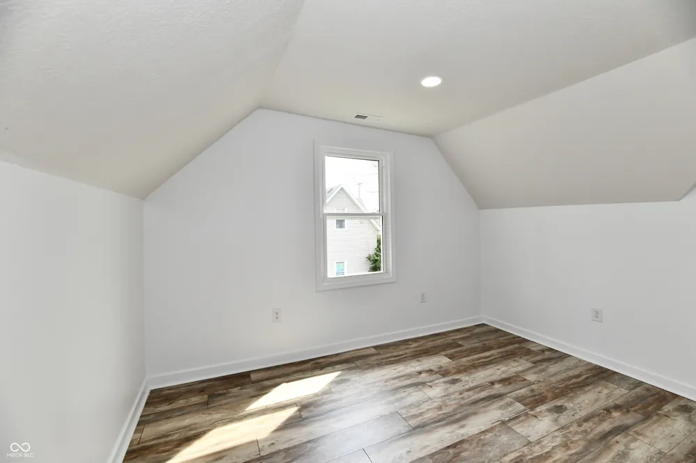 1926 Main Street Elwood, IN 46036