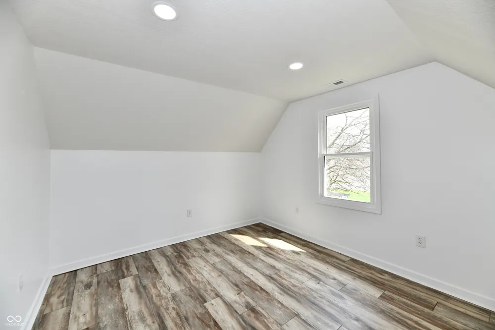 1926 Main Street Elwood, IN 46036