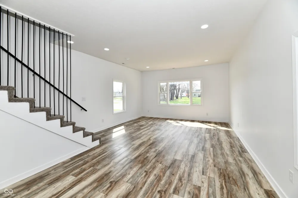 1926 Main Street Elwood, IN 46036