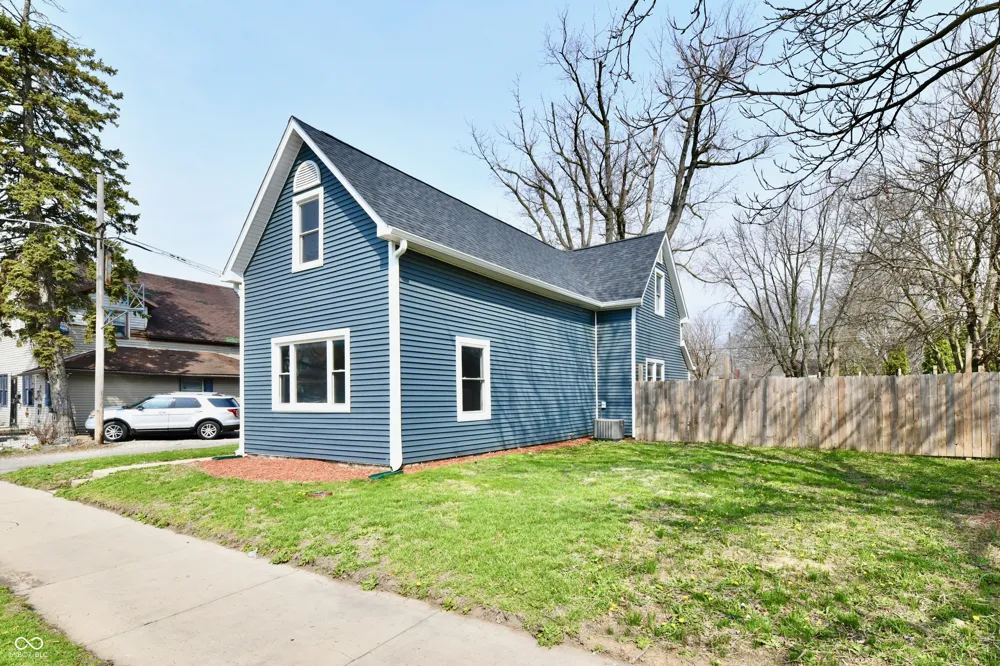 1926 Main Street Elwood, IN 46036