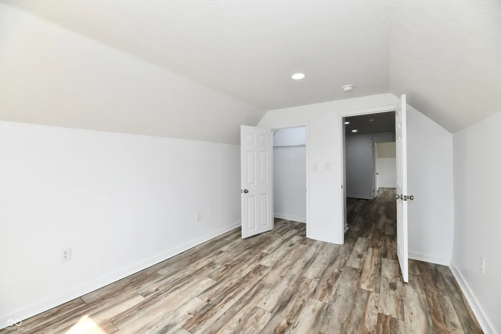 1926 Main Street Elwood, IN 46036