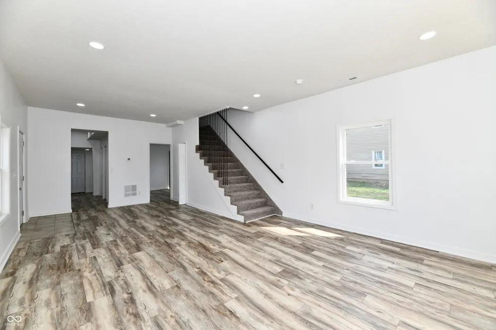 1926 Main Street Elwood, IN 46036